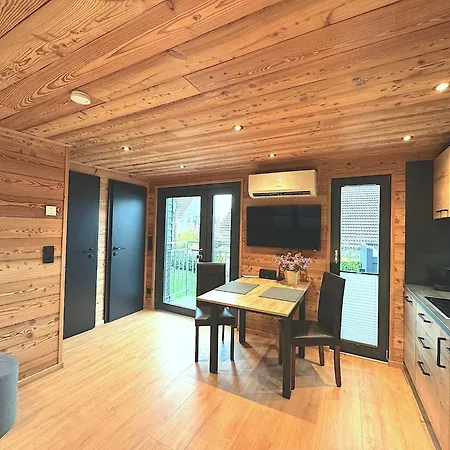 Tiny-house & Wellness Zeitlberg Appartement *